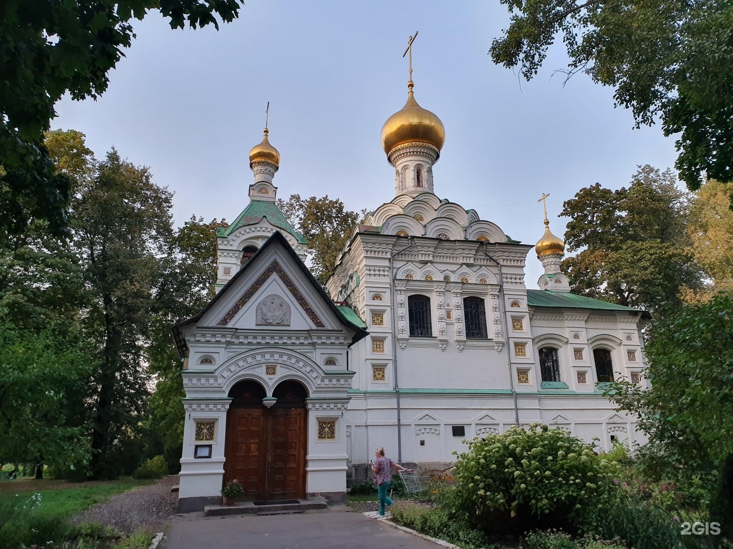 7 церквей отзывы. Храм Святого равноапостольного князя Владимира в Новогиреево.