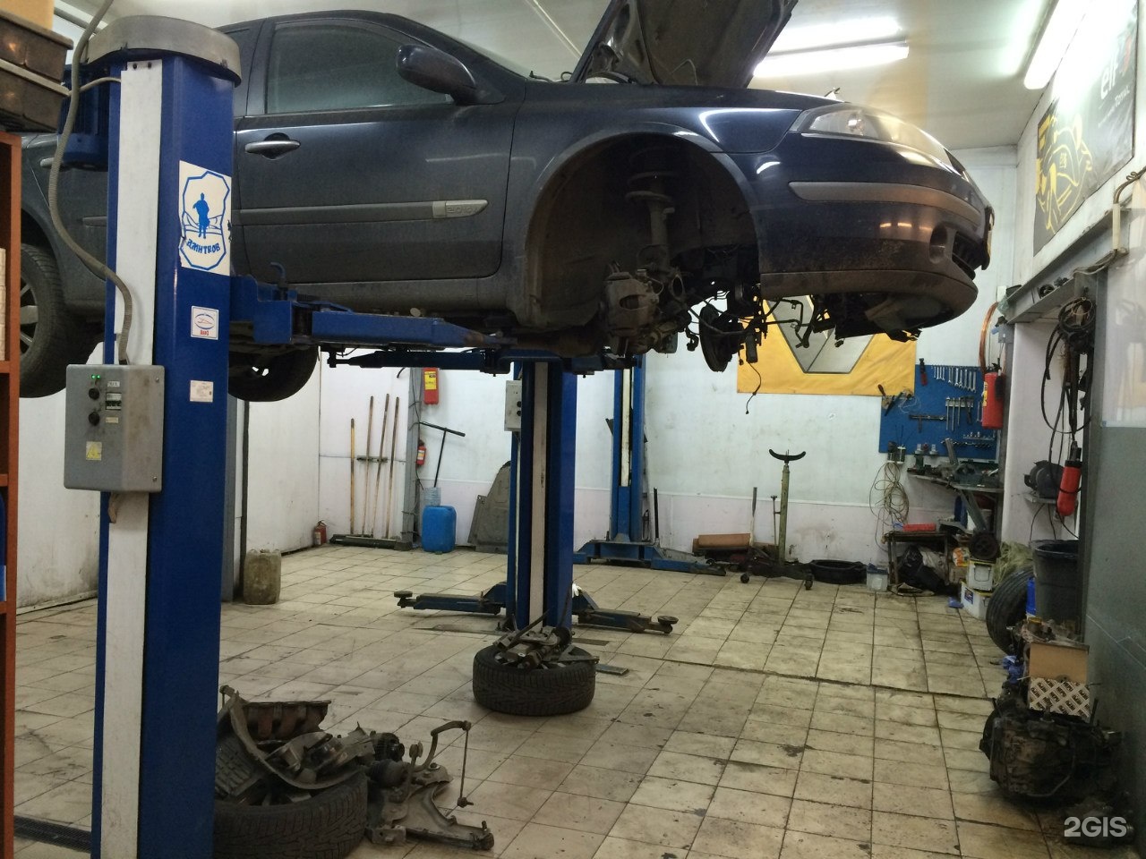Автосервис макс. Автосервис макс картинки. Автосервис в гараже. Автосервис по ремонту двс городец. Автосервис макс картинки.