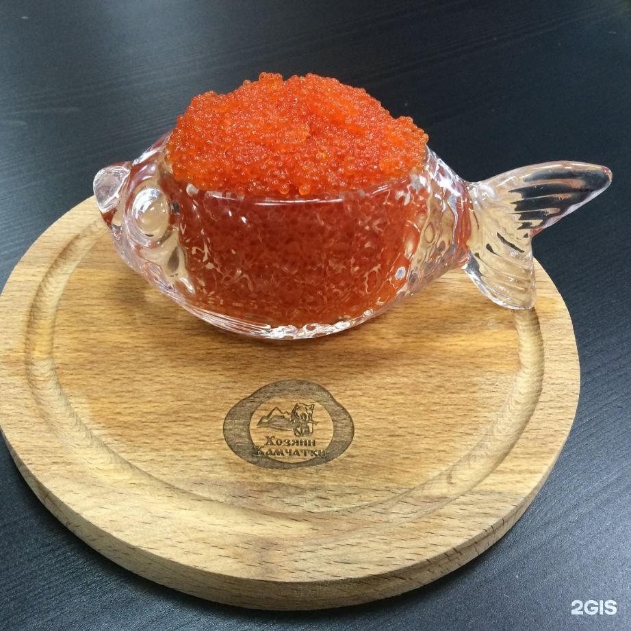 Икра и рыба. Икра Камчатка Caviar. Красная рыба и икра. Икра и рыба магазин. Икра в икорнице.