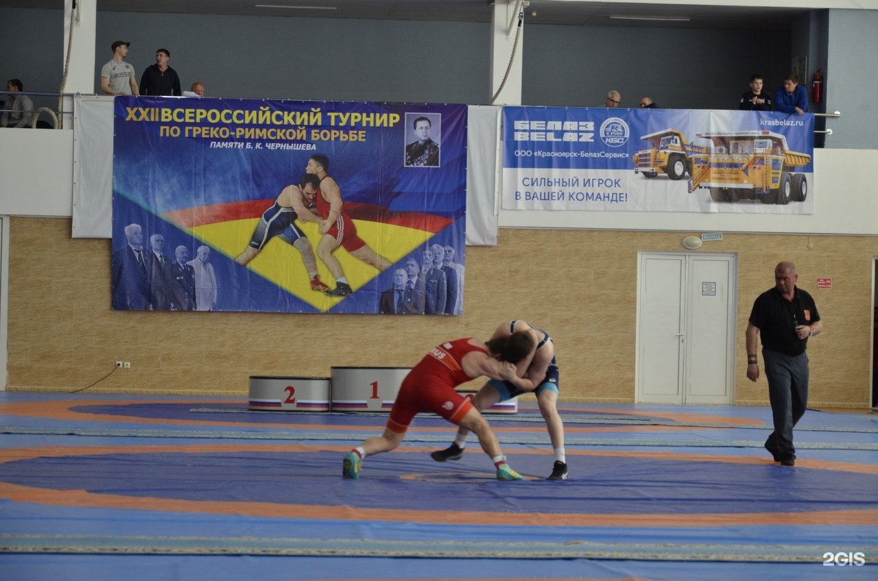 Кмс по греко римской борьбе. Школа олимпийского резерва Красноярск по борьбе на Воронова. Школа олимпийского резерва номер 64 Москва греко Римская борьба. Федерация борьбы Красноярск. Греко Римская борьба РОУОР тренировка.