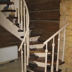 Фото от владельца Премьер, дизайн-студия лестниц
