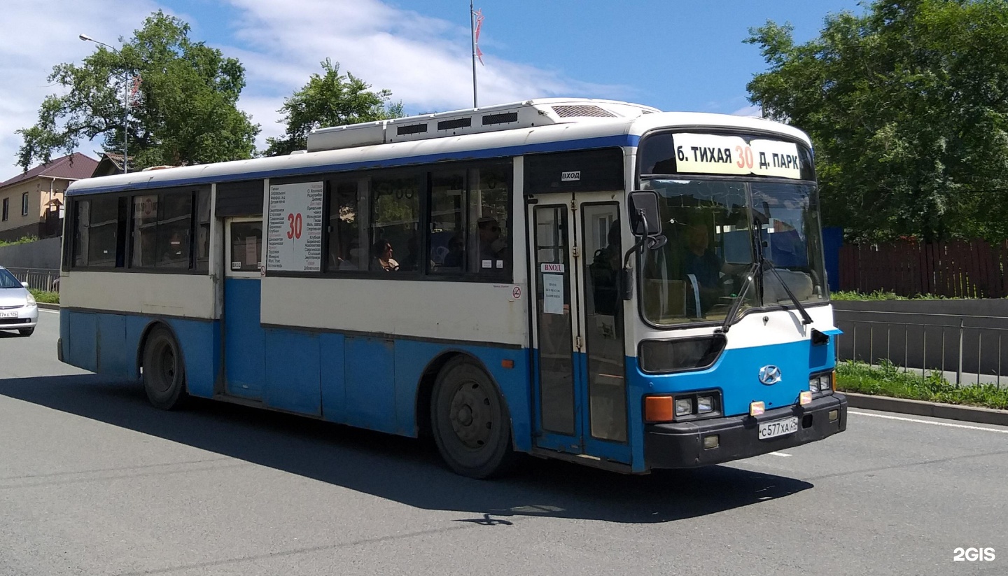 Автобусы владивосток. 30 Автобус Новосибирск. Автобус 30 Владивосток. Автобус 30 Красноярск.