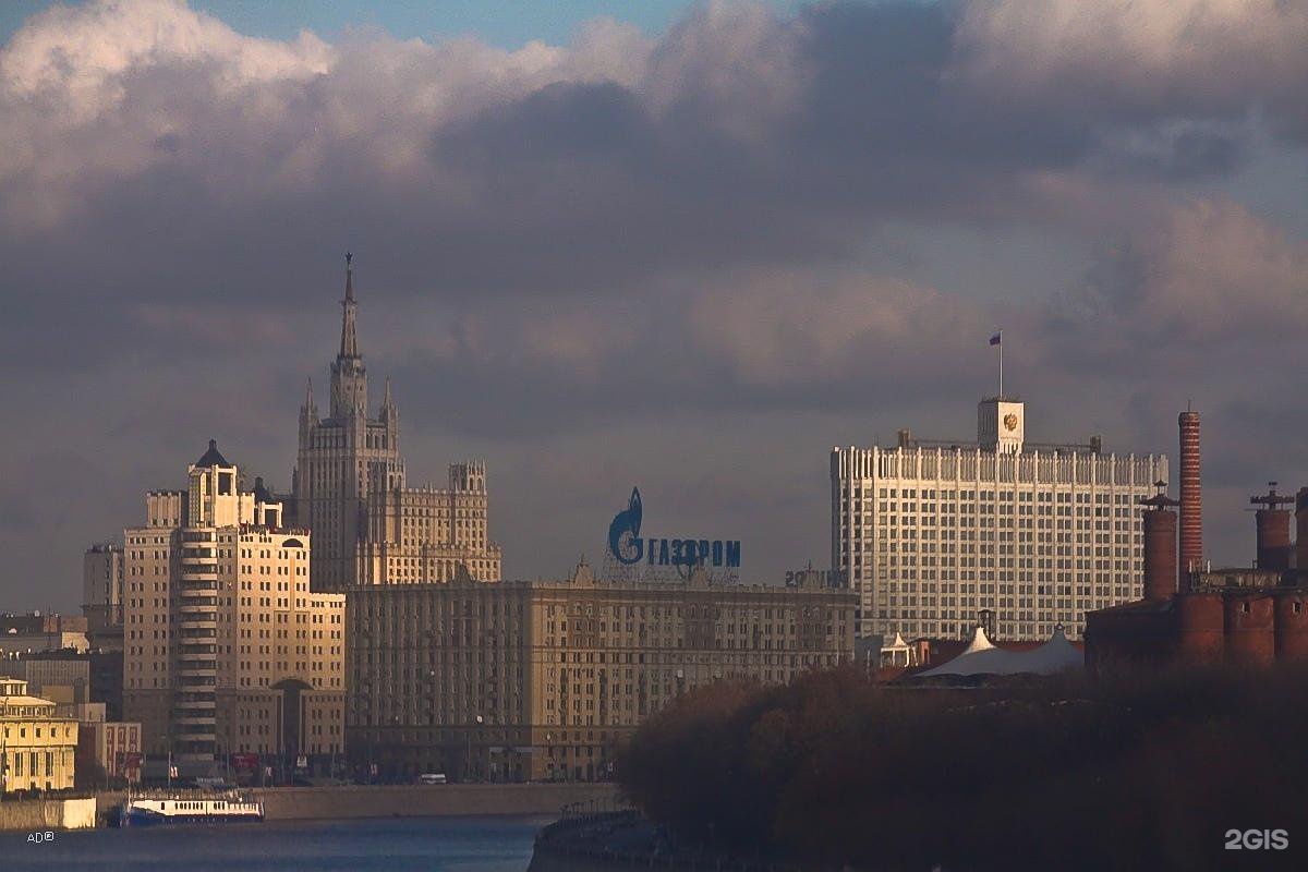 Краснопресненская набережная в москве