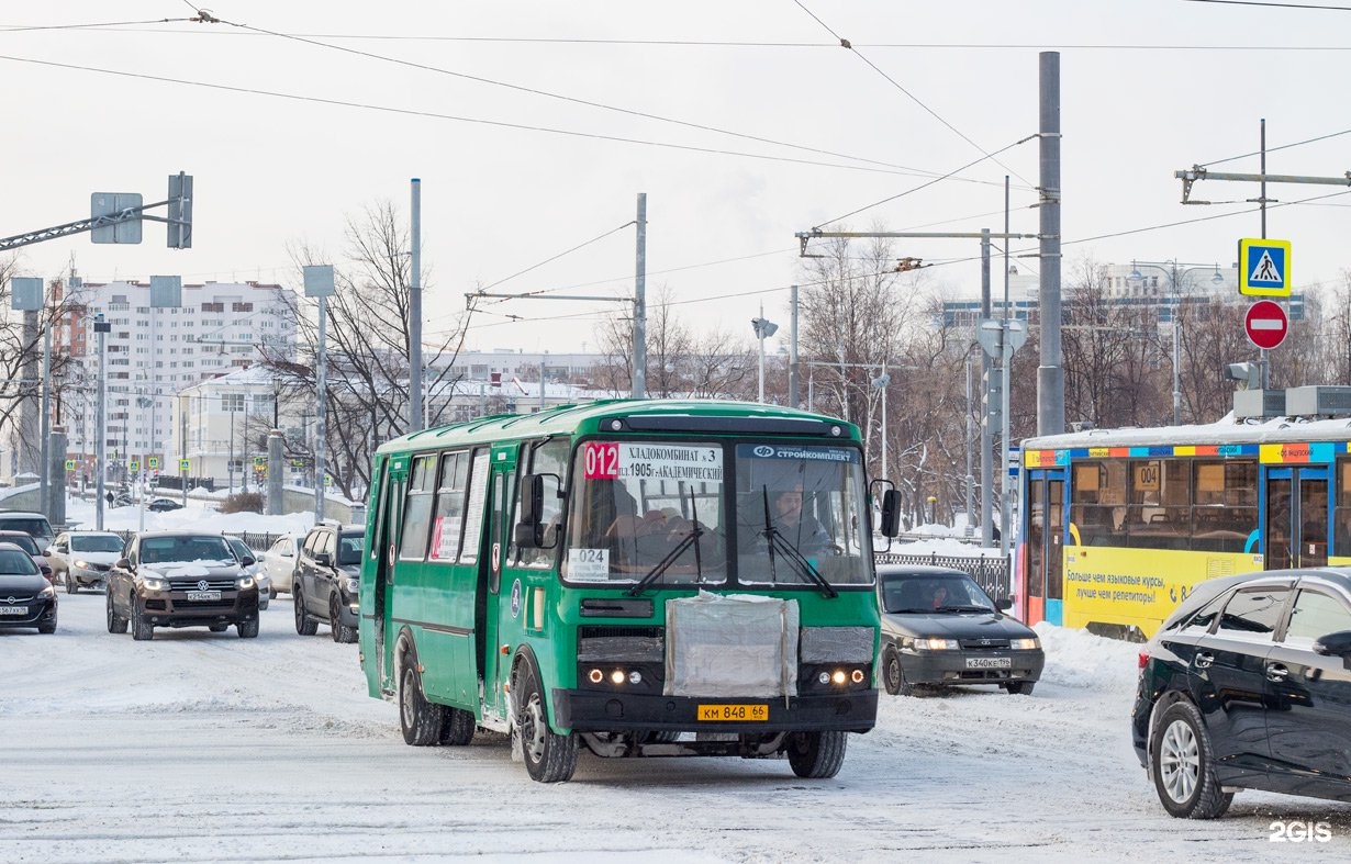 Екатеринбург автобус 66 маршрут. Автобус км. Автобус км432 маршрут 35 якутмк.