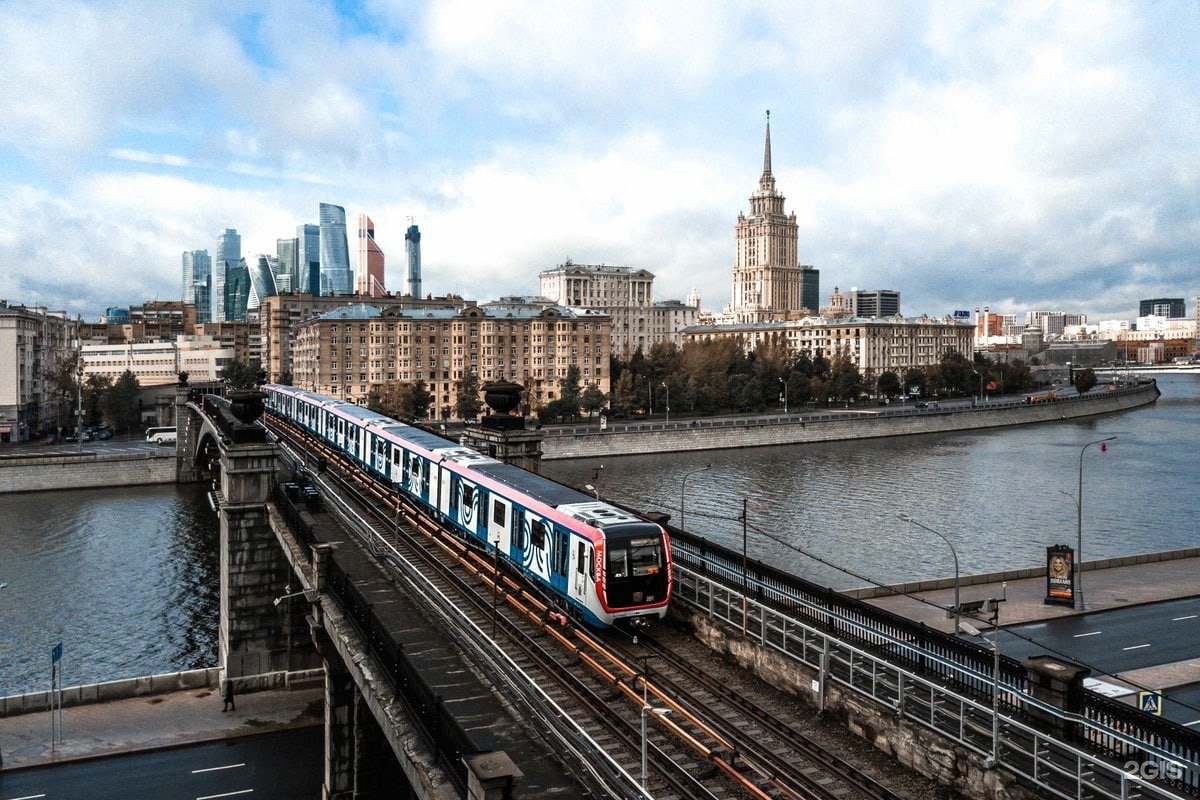 метромост в москве