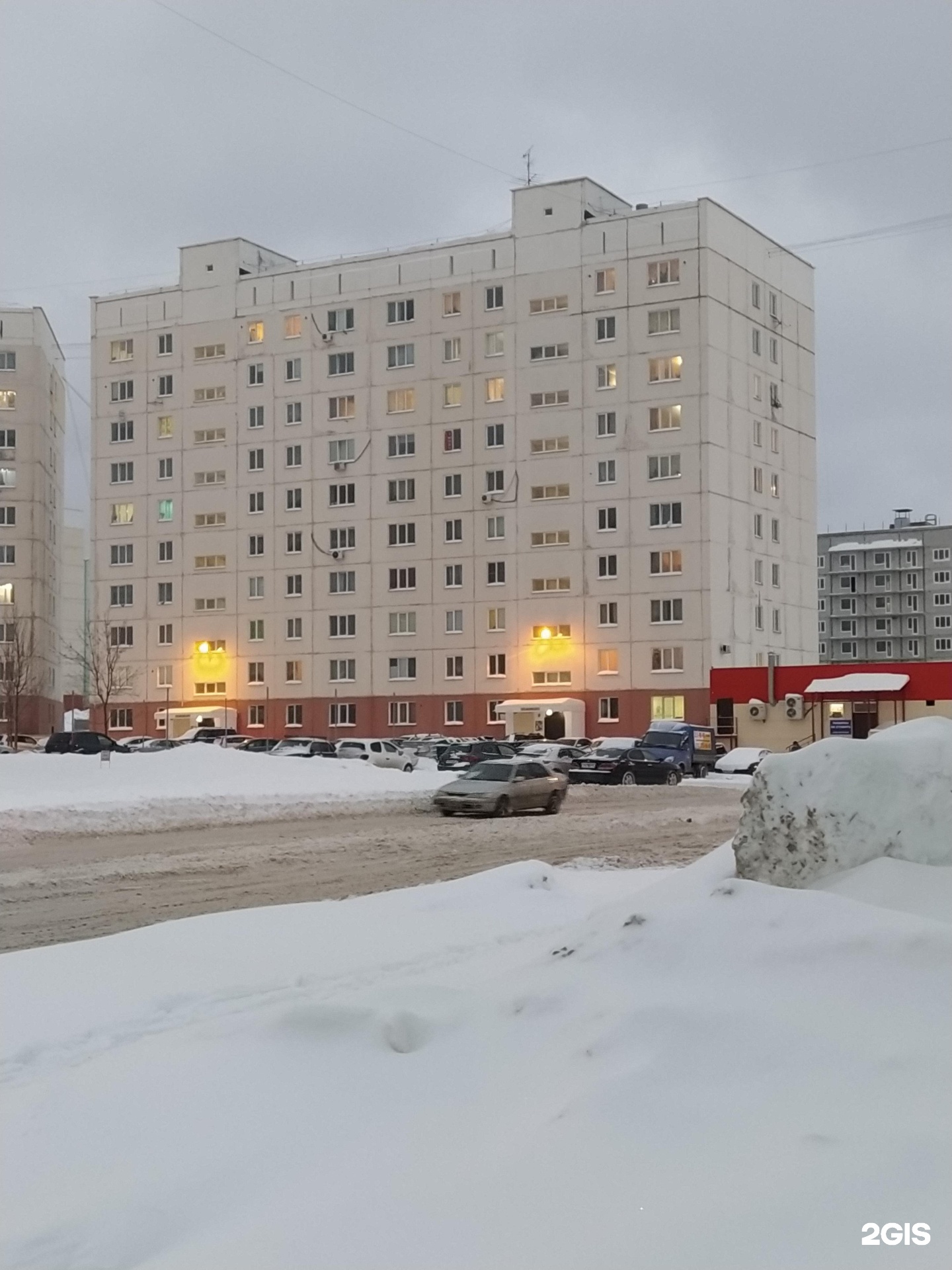 Квартиры на снежиной купить. Балконы на Татьяны Снежиной. Татьяны Снежиной дом 43 9 этаж. Квартира трехкомнатная Новосибирск улица Татьяны Снежиной.