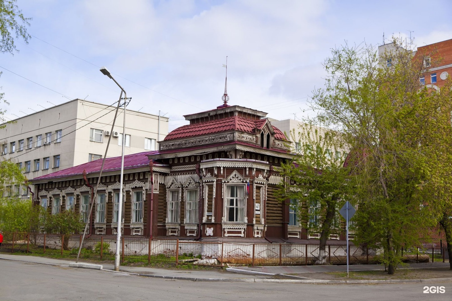 Дома в кургане фото. Дом купца Дунаева в Кургане. Дом купца к. м. Дунаева. Дом купца к.д Дунаева в Кургане. Дом купца Смолина Курган.