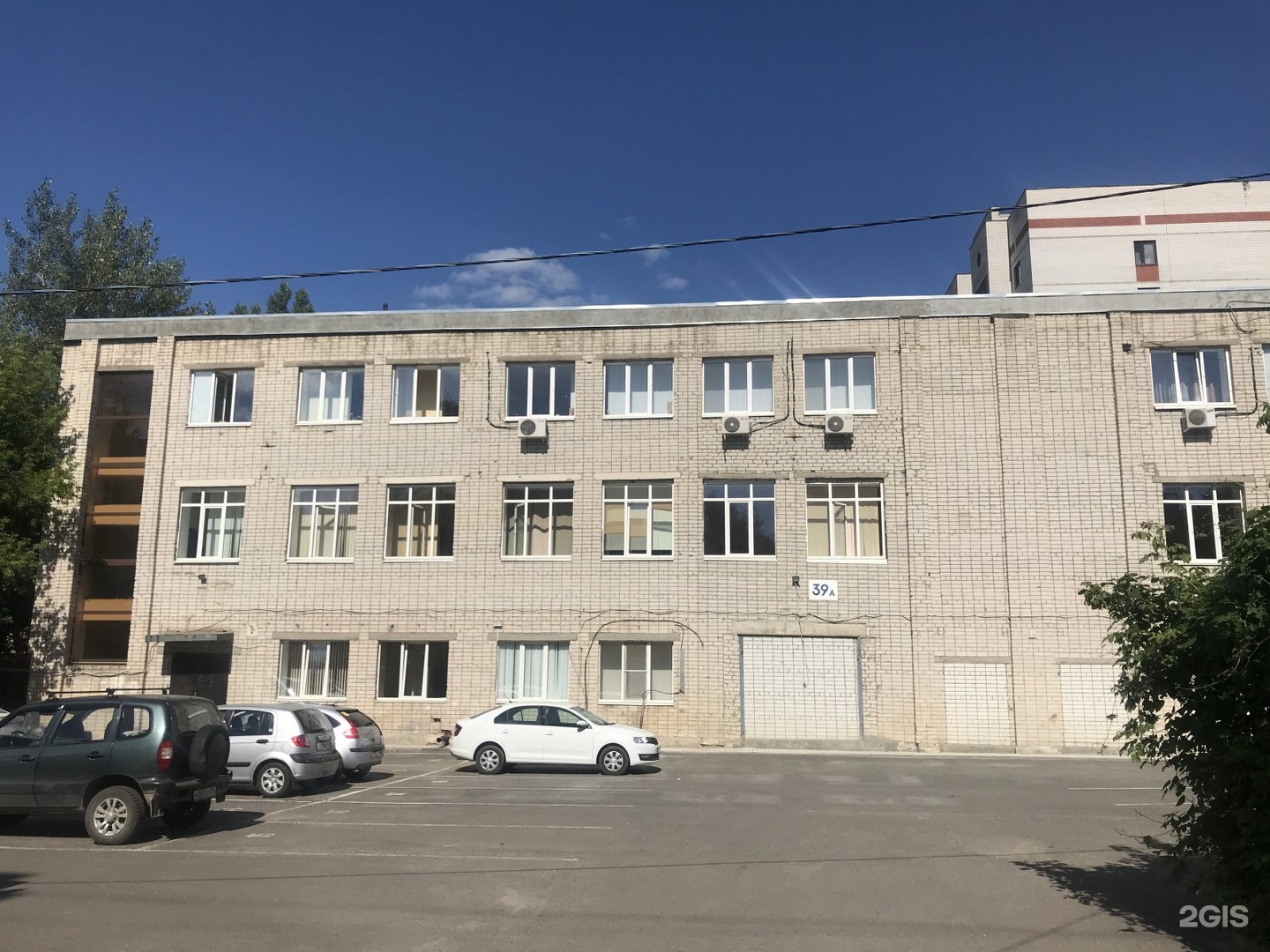 Космонавтов 39. Космонавтов 39а Казань. Улица Космонавтов, 39а. Казань, ул.Космонавтов 39а BNS. Волгоград, улица Космонавтов, 39.