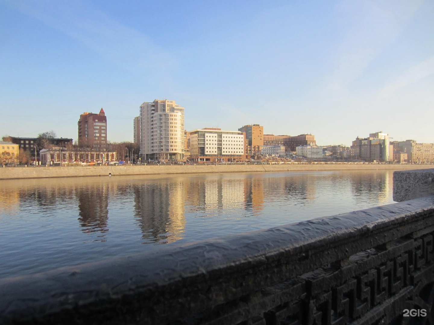 Саввинская набережная москва