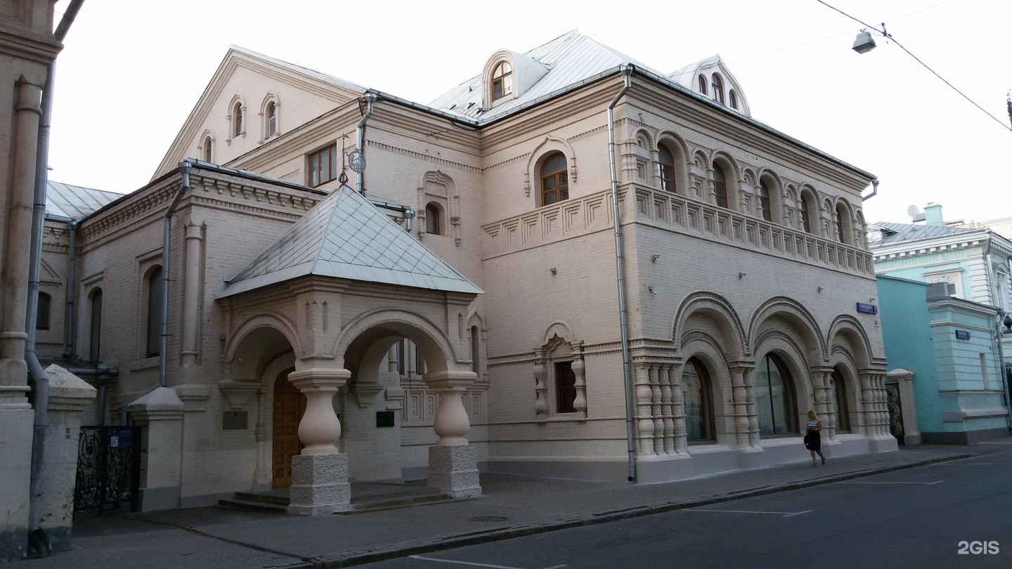 леонтьевский переулок в москве