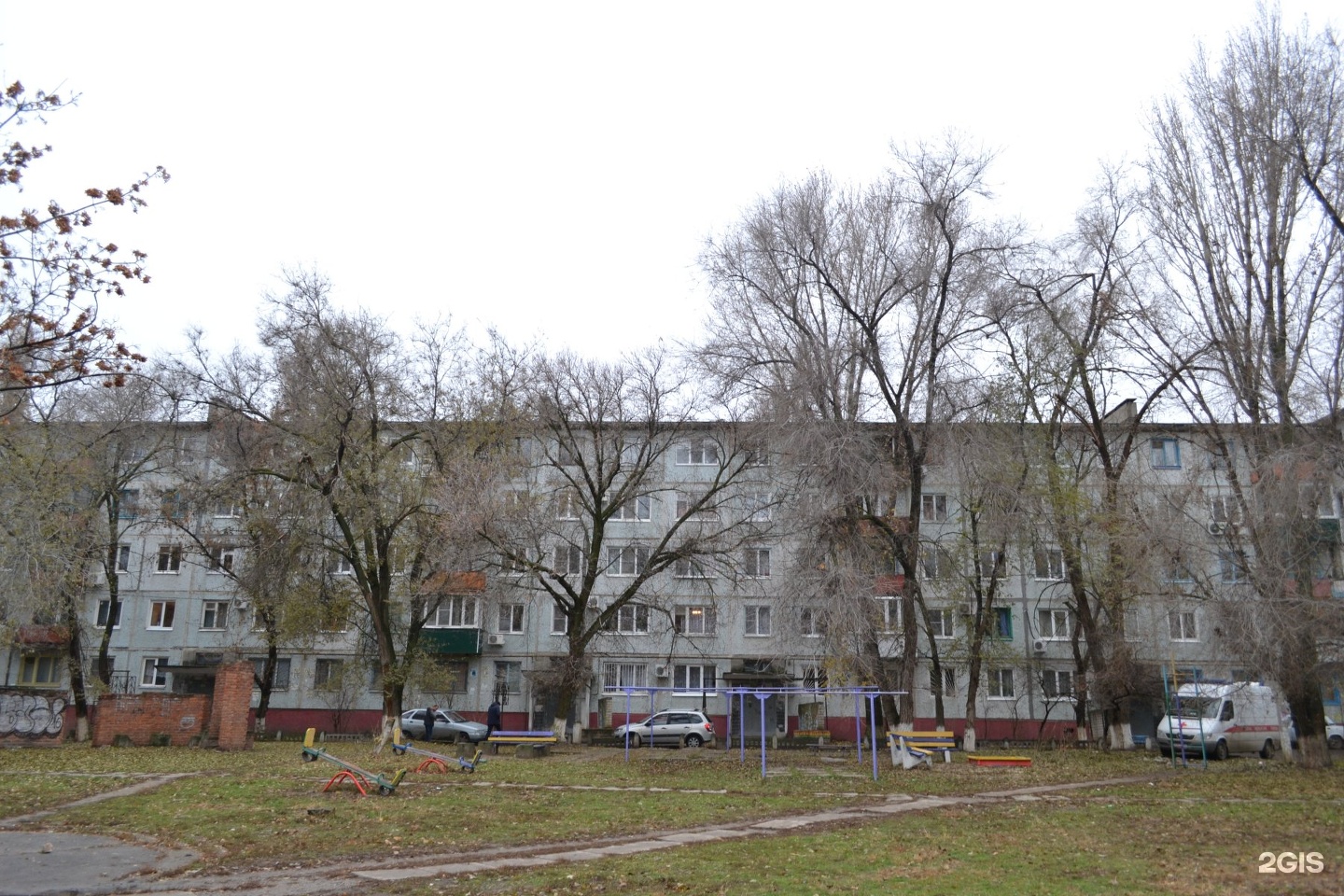 Волгоградская 14. Улица Дубовская 14 Волгоград. Дубовская 14 Волгоград. Фото дворов на Дубовской 14в 90 годы Волгоград.