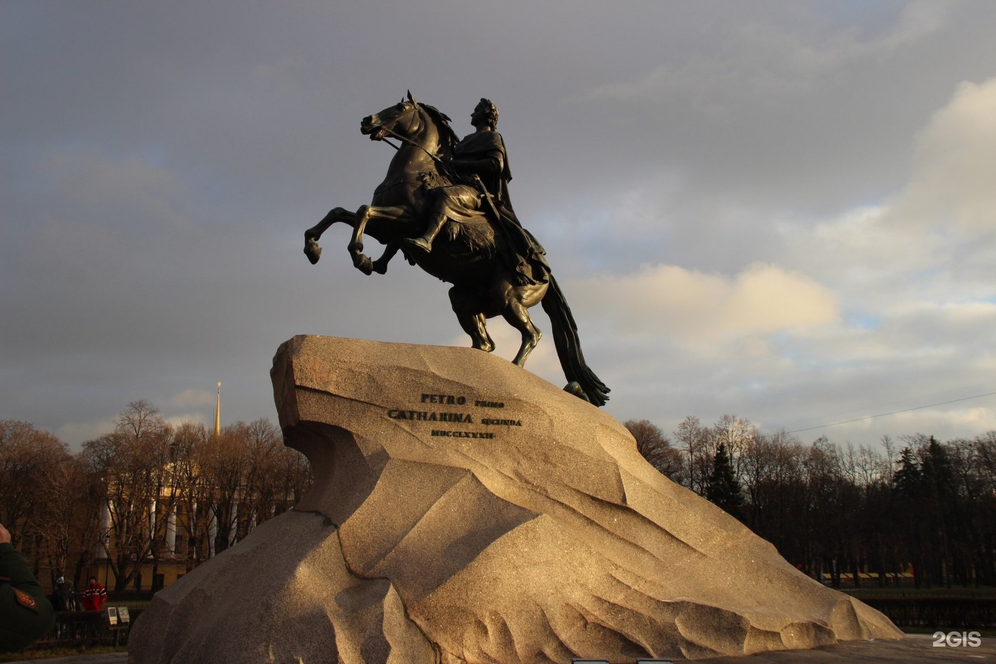 все памятники петру 1 в санкт петербурге