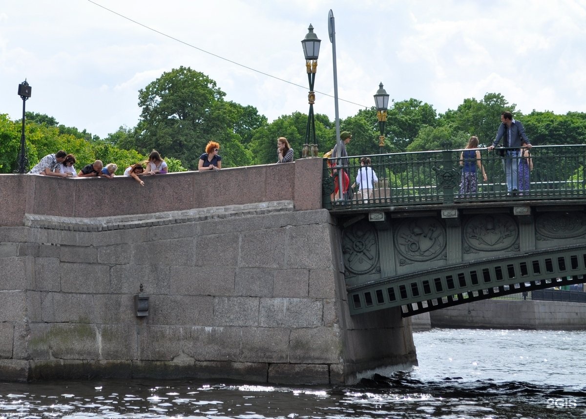 Памятник чижику пыжику в санкт петербурге адрес