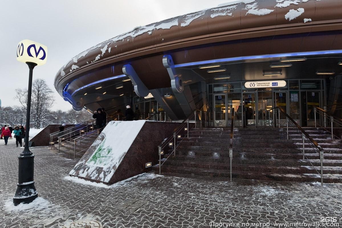 Станция метро горьковская в санкт петербурге