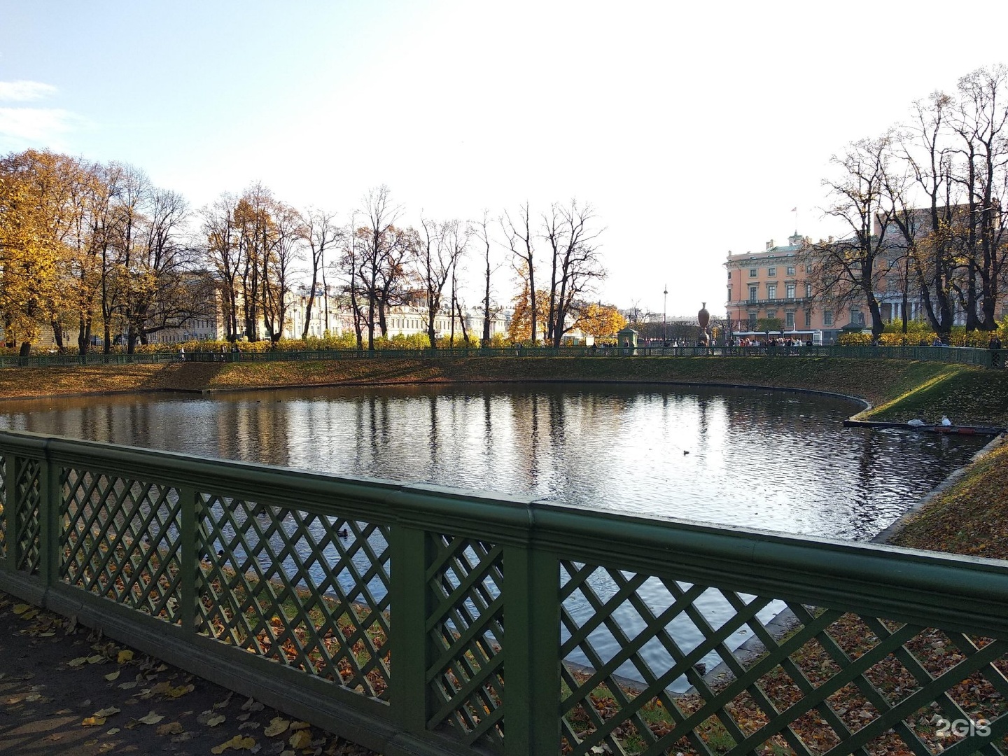 Водоемы спб. Водоёмы Санкт-Петербурга. Пруды Санкт-Петербурга. Каменный мост через Карпиев пруд.