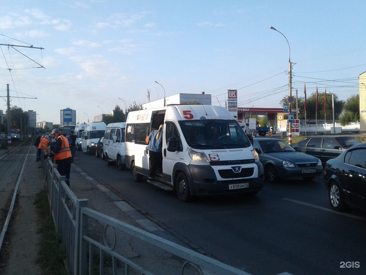 Маршрутка 5к Павлино. Элиста фото остановки на первом микрорайоне маршрутки 19.