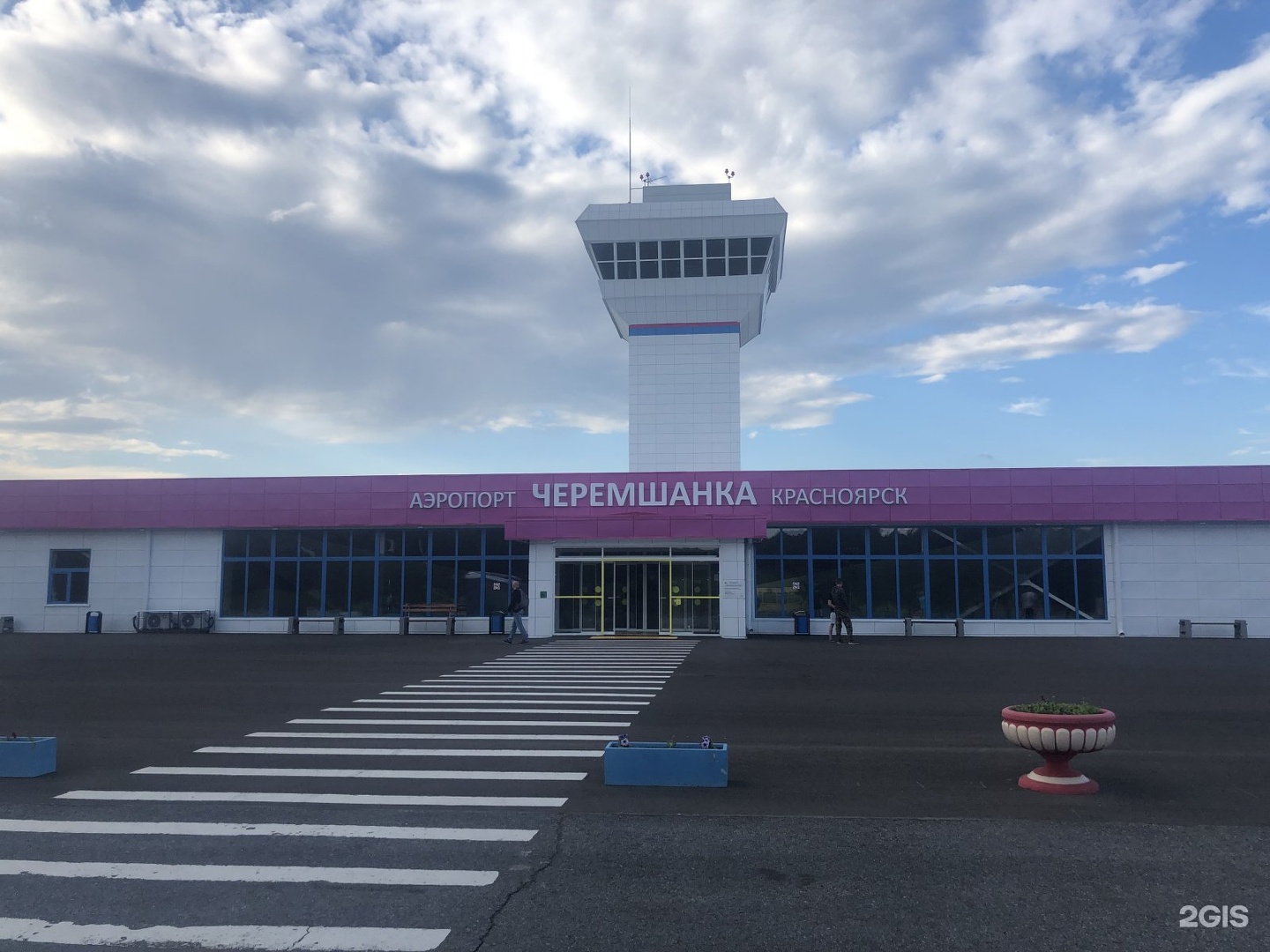 аэропорт на взлетке в красноярске