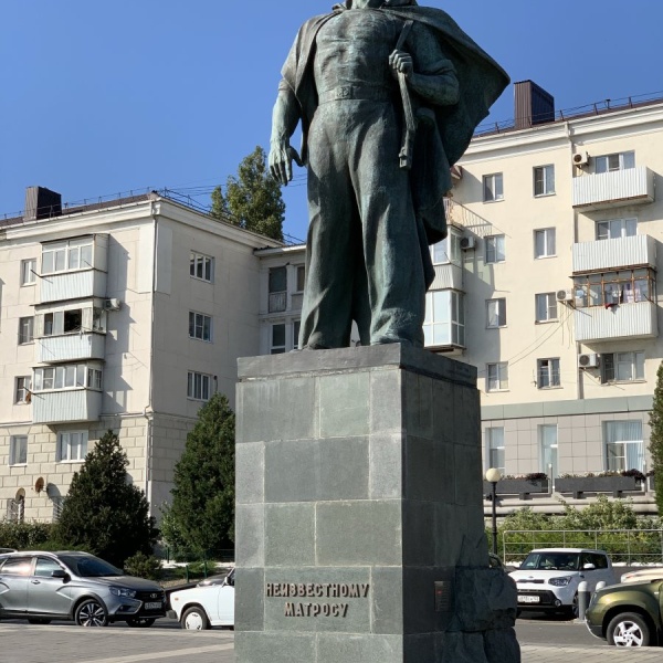 Памятник неизвестному матросу одесса фото