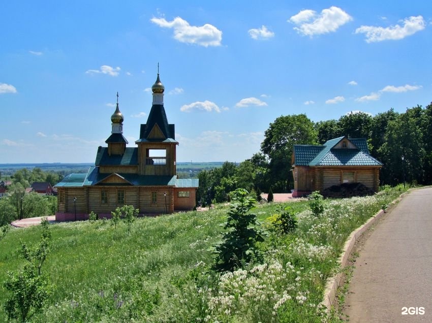 Иоанно богословский монастырь мордовия. Макаровка Мордовия монастырь. Макаровский монастырь Саранск. Мордовия Иоанно Богословский Макаровский монастырь. Церковь в Макаровке Саранск.