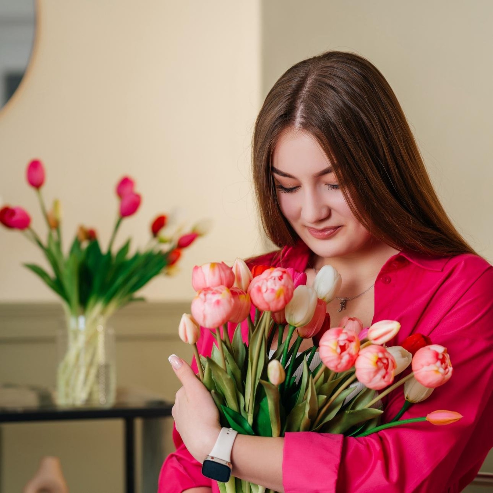 Бір әпке інісіне туған күніне секс-видео түсірген. Жалаңаш орыс жастарын онлайн көру