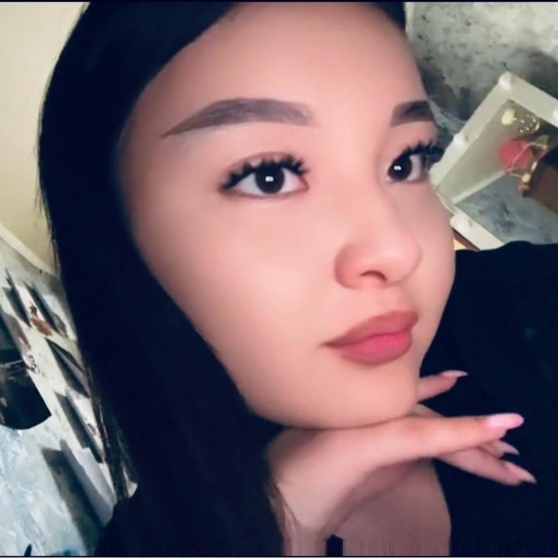 Қыздардың рычагта отырған видеосы. Қыздардың рычагта отырған видеосы.