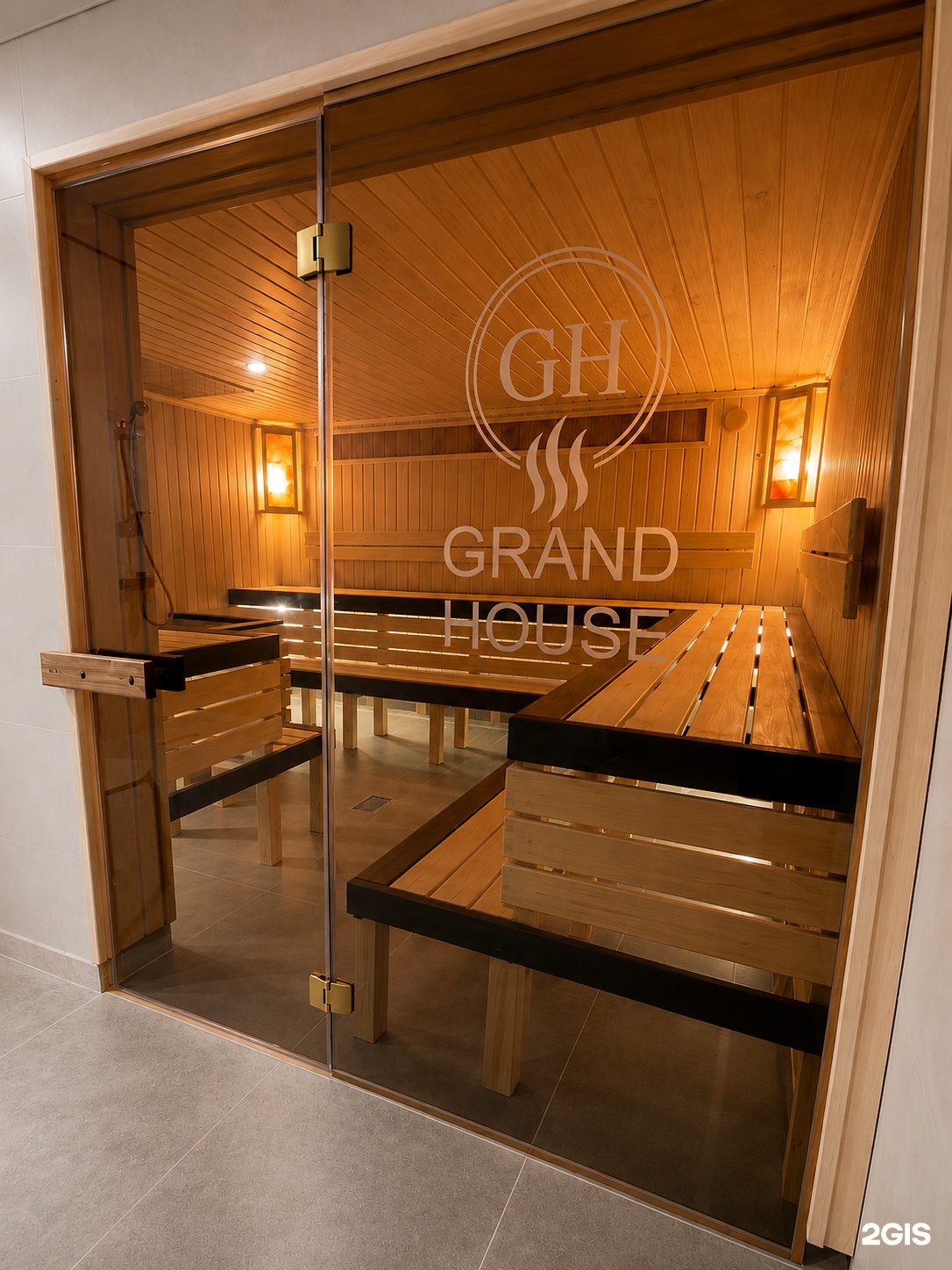 GrandHouse
