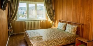 Горно-Алтайск: Коттедж Кедровый Дом Кочиевских
