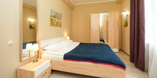 Сириус: Коттедж Саяны