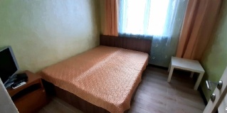 микрорайон Вардане: Гостевой дом Кристалл