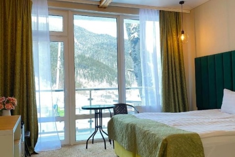 Архыз: Гостевой дом Iceberg