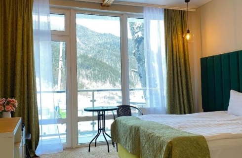 с. Архыз: Гостевой дом Iceberg