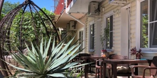 Анапа: Гостевой дом У Галины