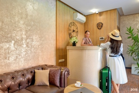 Дивноморское: Отель Баринъ