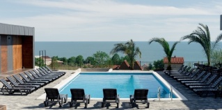 Псырцха: Курортный отель Manresa family resort