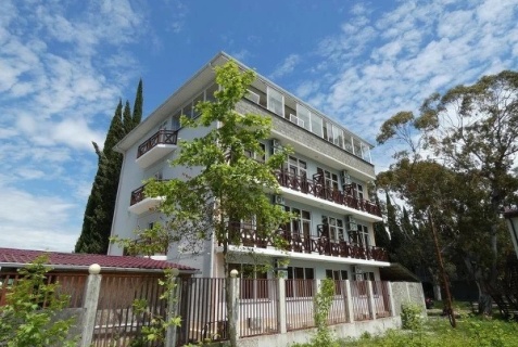 Амзара: Гостевой дом Агучи