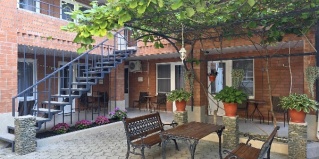 Геленджик: Коттедж Цитрус