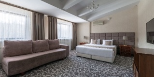 Новосибирск: Отель Сосновый бор