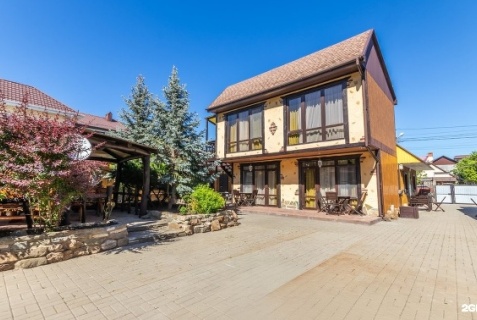 Архипо-Осиповка: Коттедж Рыжий Ап на Морской