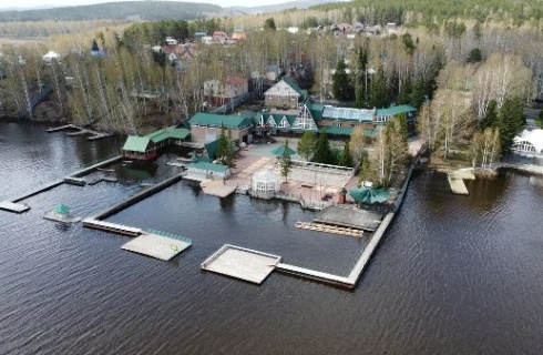 пос. Исеть: Отель Солнечный берег