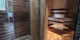 Сертолово: Коттедж Брусничный коттедж