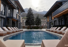 Отель Blanc Hill by Adamand Resort на Розе Хутор