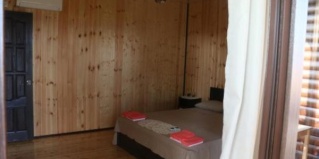 Молочный совхоз: Отель Black house