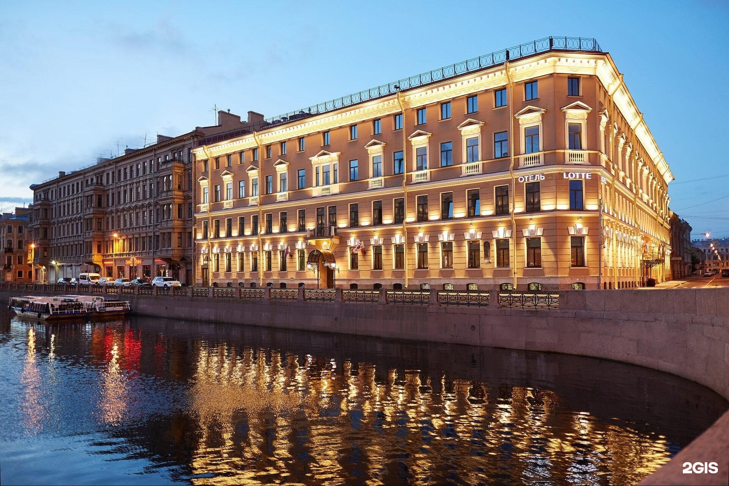 Отель Lotte hotel St.Petersburg в Санкт-Петербурге