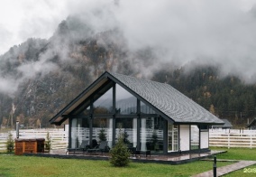 Коттедж Альпинс residence в Республике Алтай