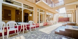 Адлер: Гостевой дом Арарат