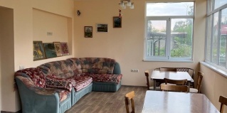 Новый Афон: Коттедж Мушмула