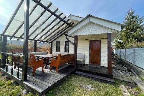 Большая Речка: Коттедж Байкал люкс вилла