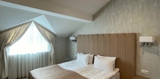 Великий Новгород: Отель Вишневый Рояль 4*